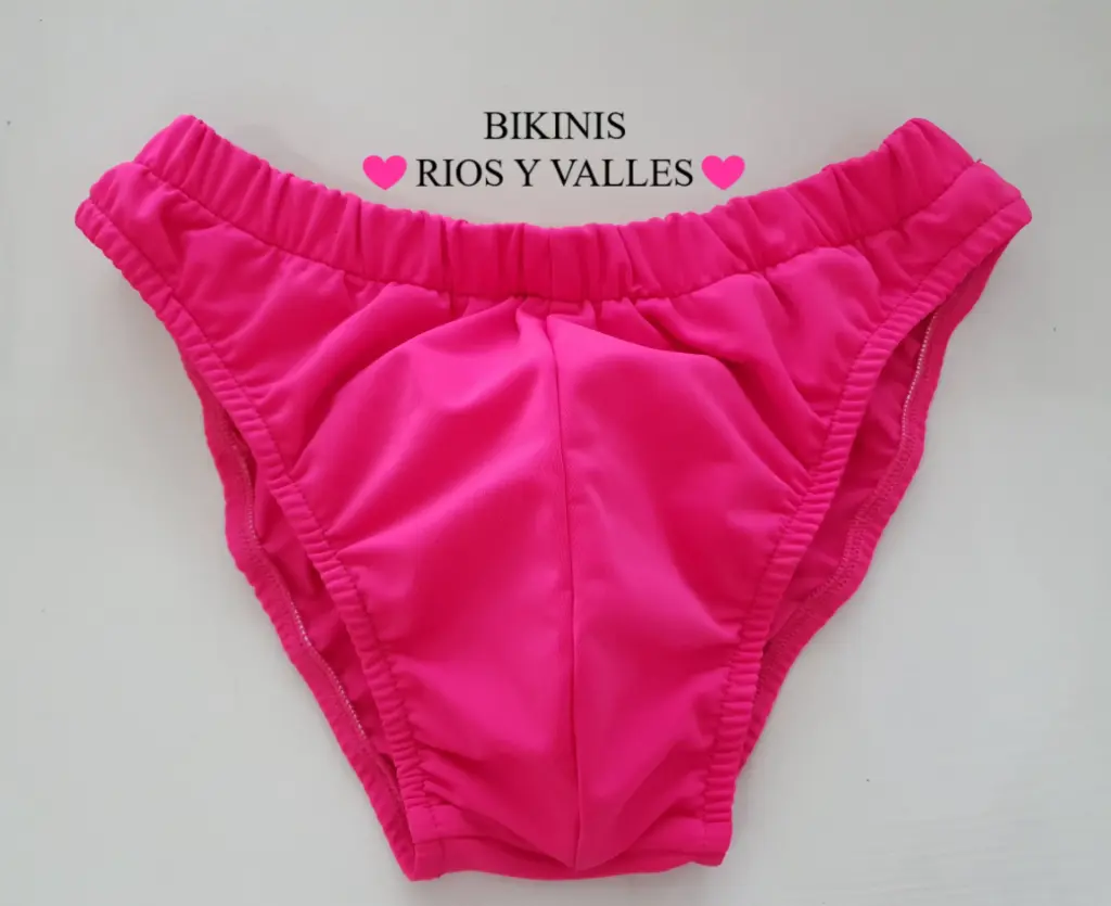 Posing Trunks FMFF Color Pink (MEDIUM)