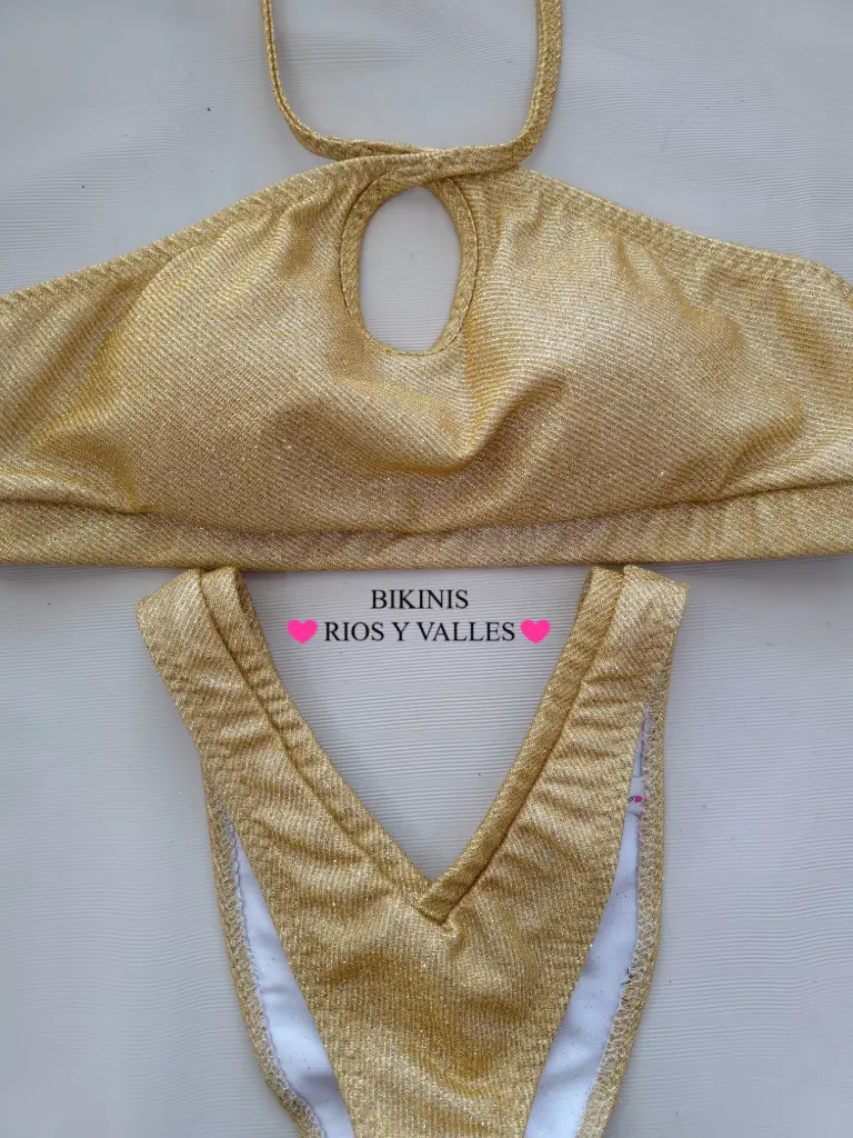 Sport Model Gold Glitter (34B)