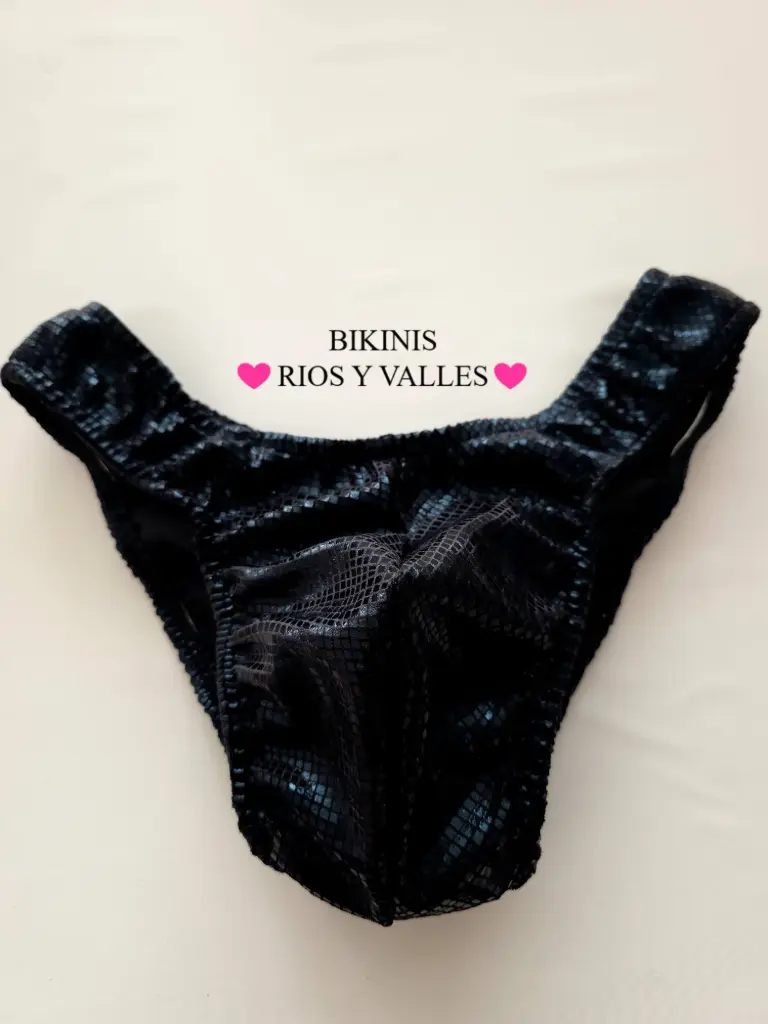 Posador Negro Escamas