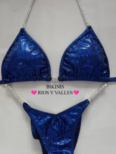 Azul Oscuro Posing Suit